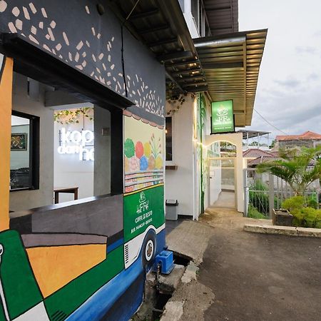 Reddoorz Syariah Near Taman Air Mancur Bogor Hotel Екстериор снимка