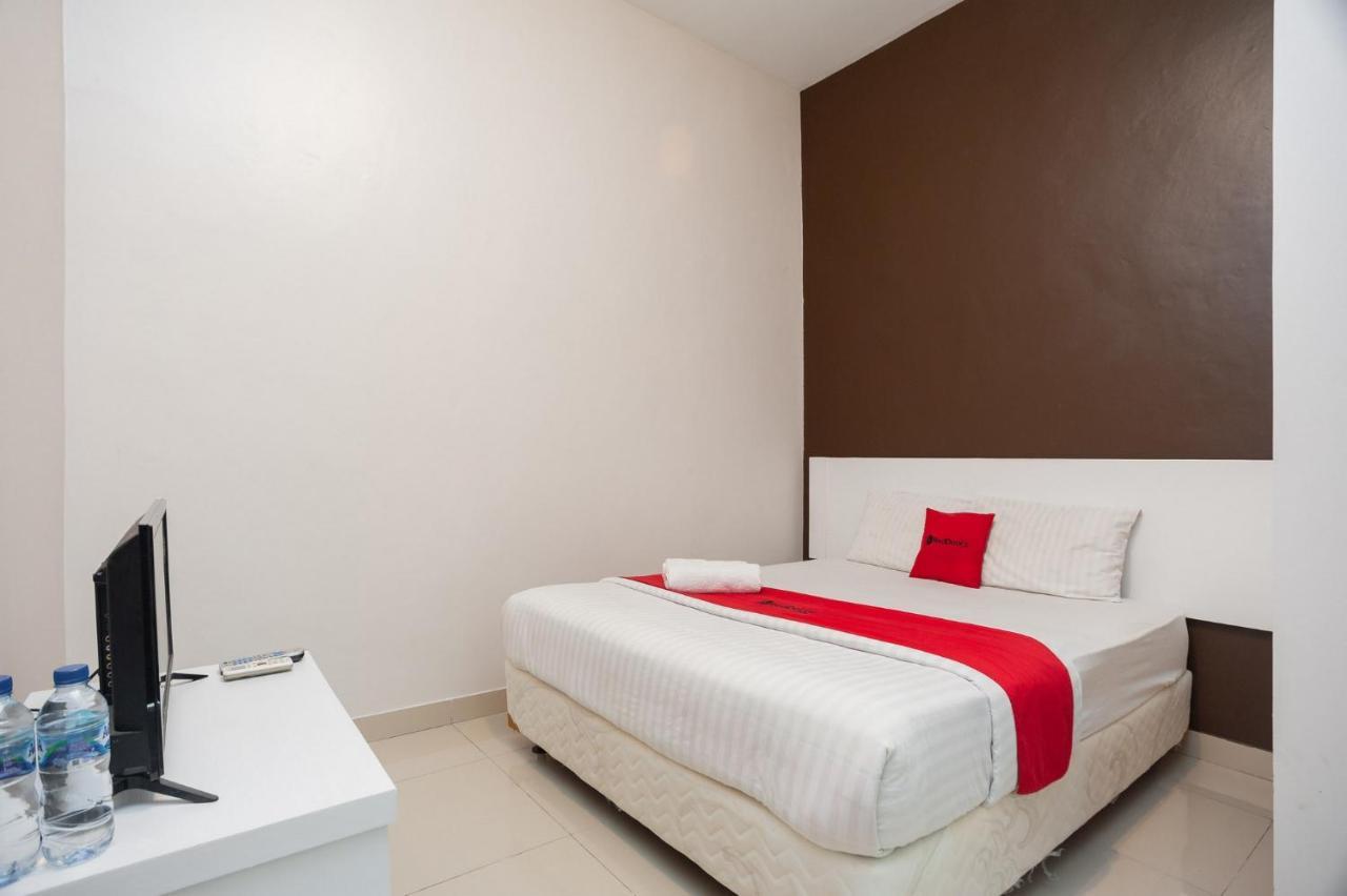 Reddoorz Syariah Near Taman Air Mancur Bogor Hotel Екстериор снимка