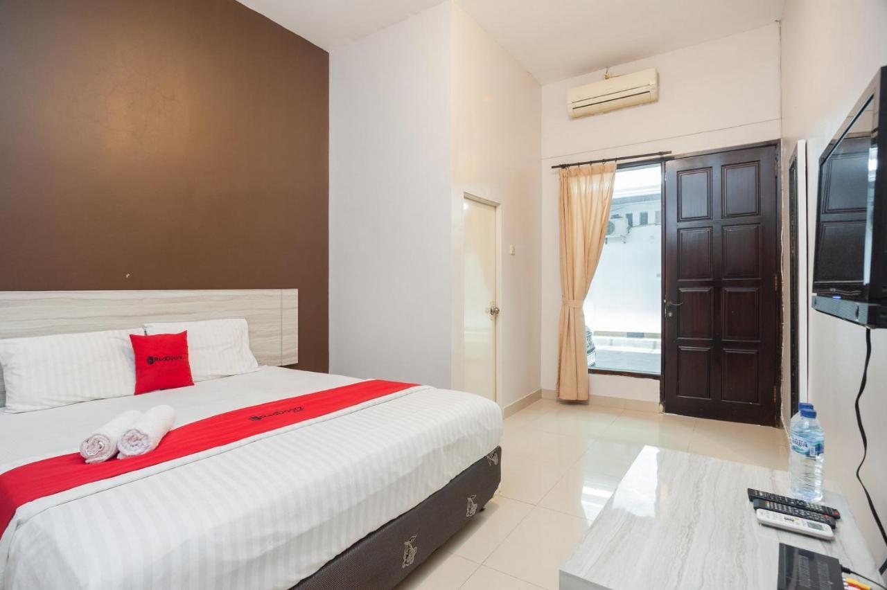 Reddoorz Syariah Near Taman Air Mancur Bogor Hotel Екстериор снимка